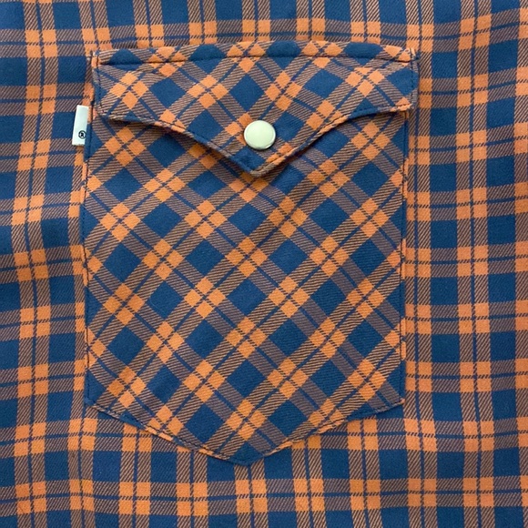 Mens Levi’s Buttonup - Picture 3 of 3